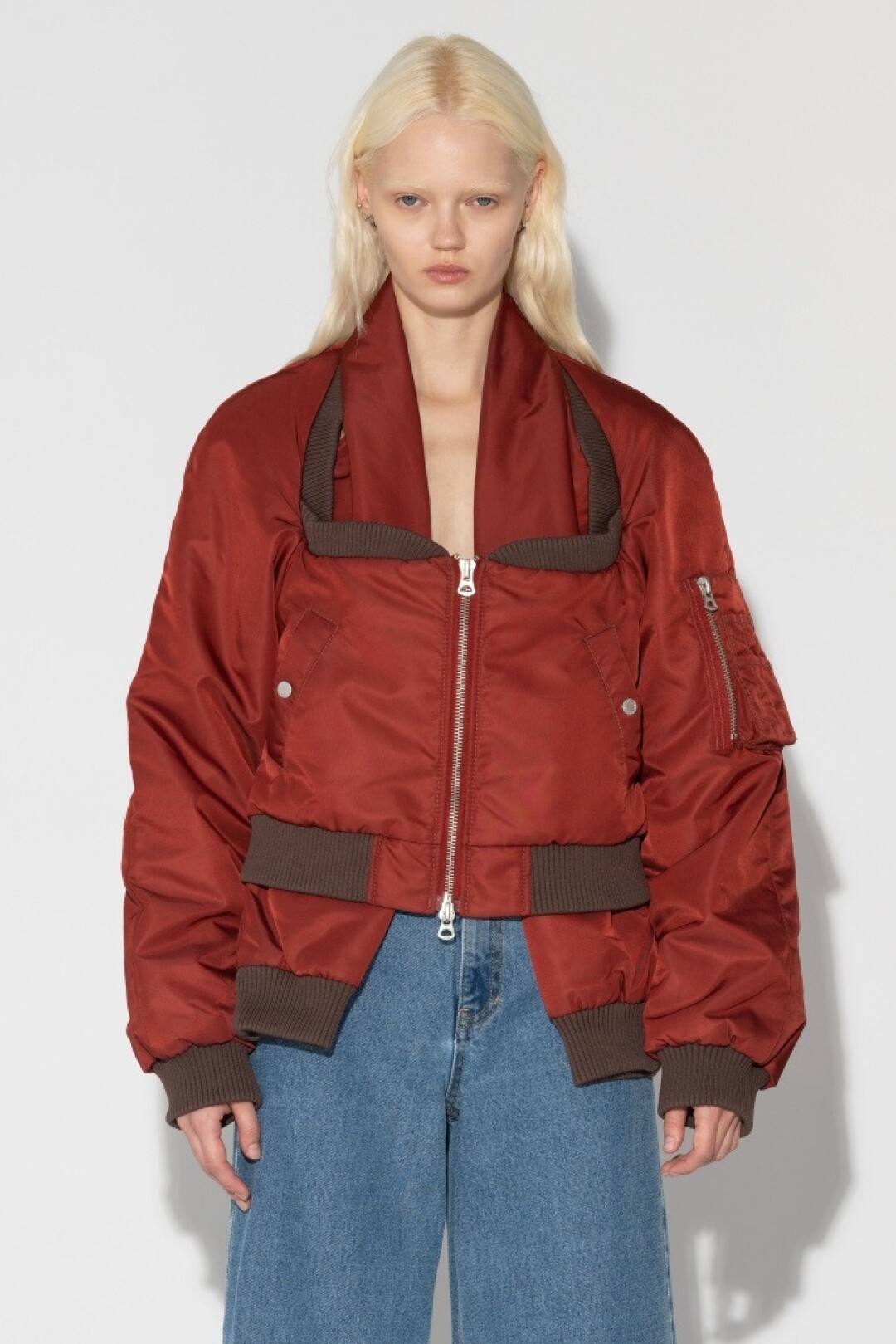 Бомбер Red September, 60 000 руб.