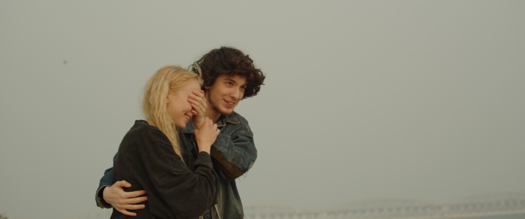 Кадр из ленты «Надо снимать фильмы о любви»