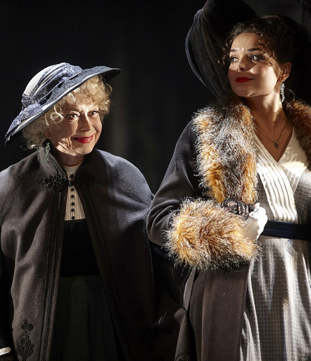 Спектакль «Бешеные деньги»