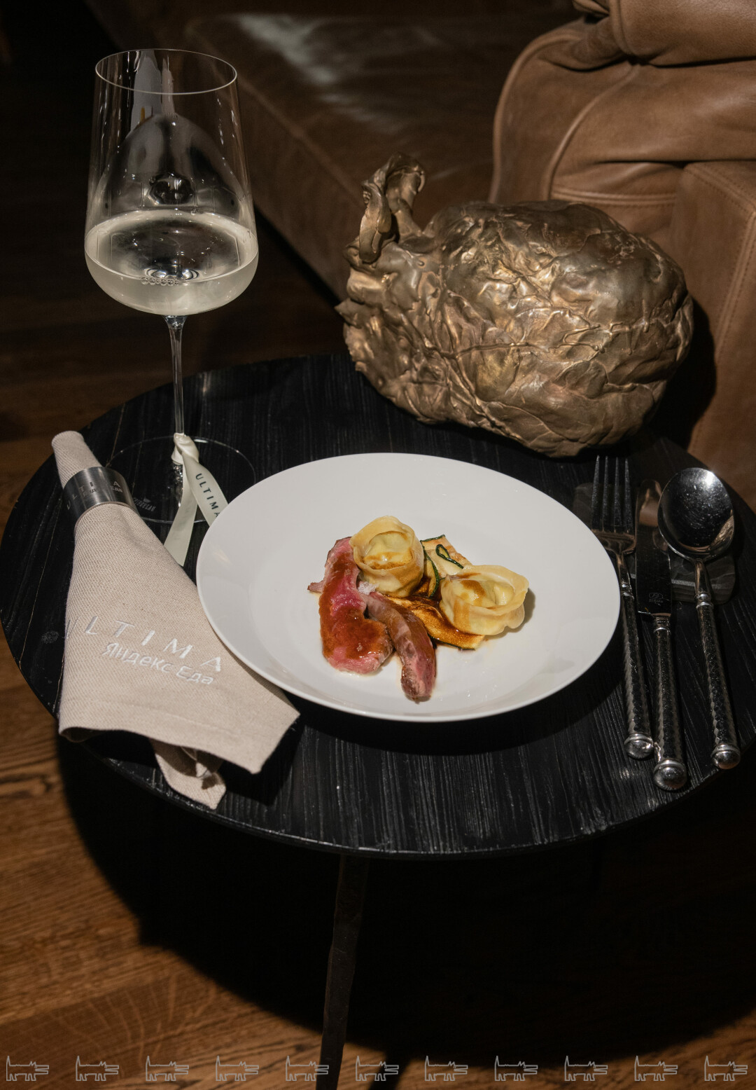 Вырезка ягненка с тортеллини