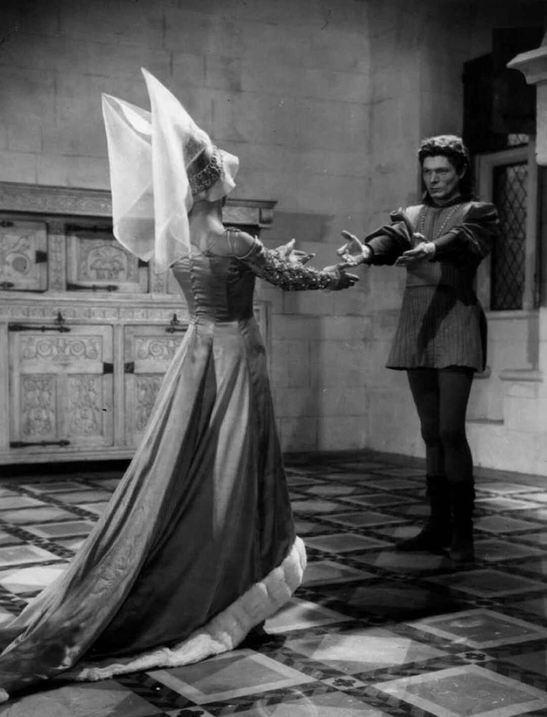 "Вечерние посетители"