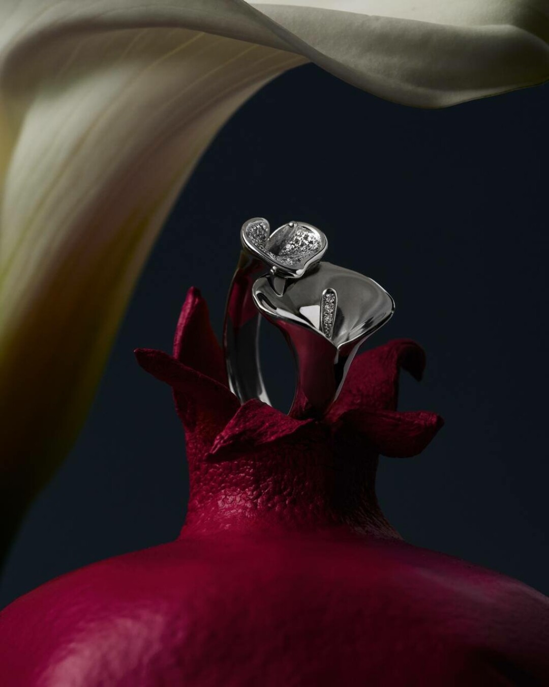 Кольцо Mozi J x Лера Попова, 12 000 руб.