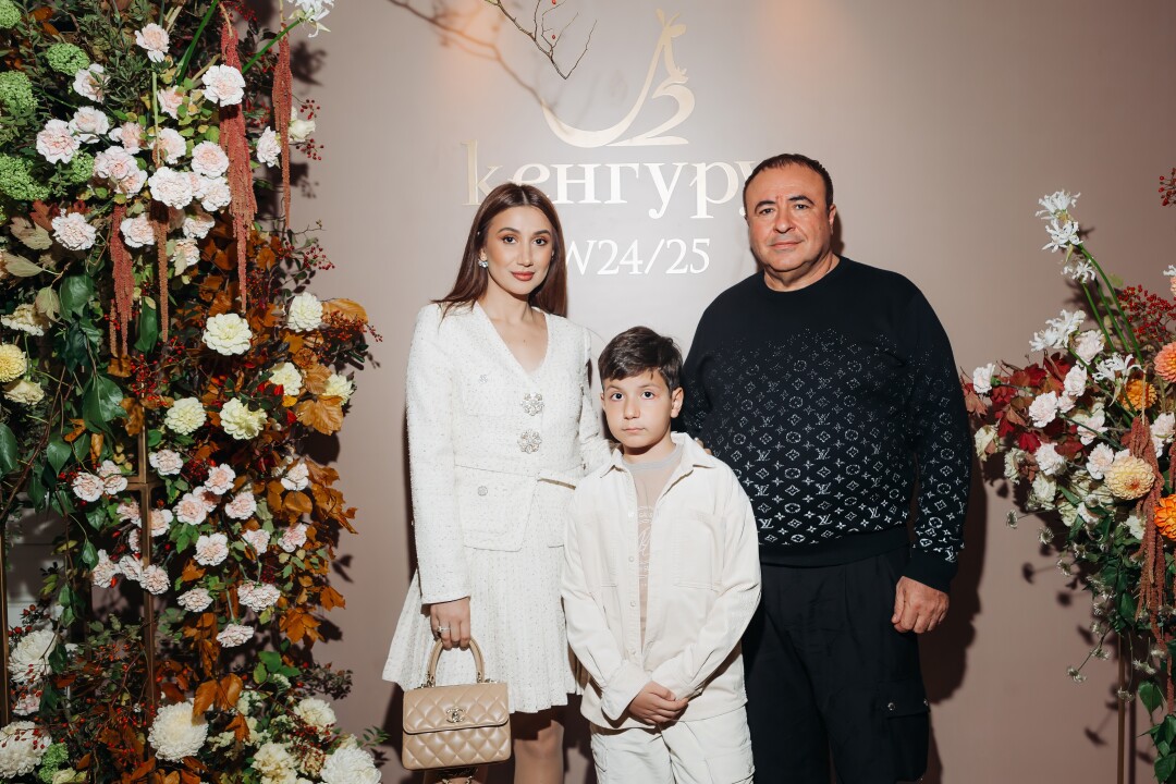 Грачья и Назик Погосян с сыном