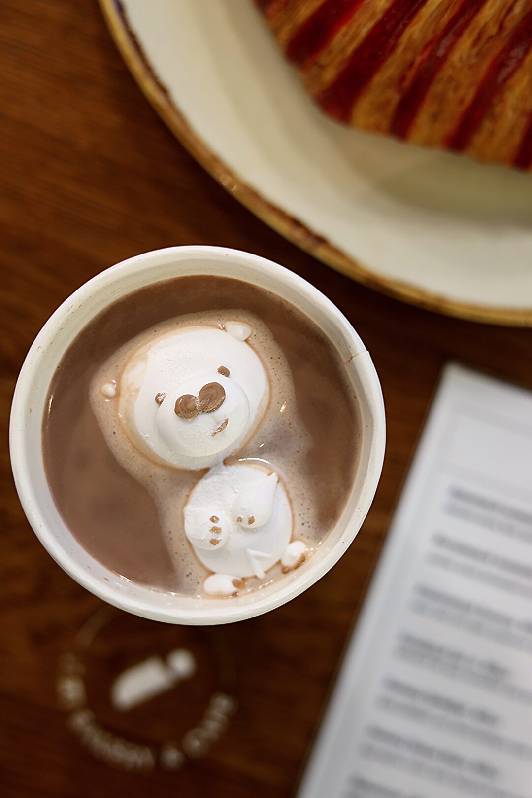 Какао с мишкой, 240 рублей