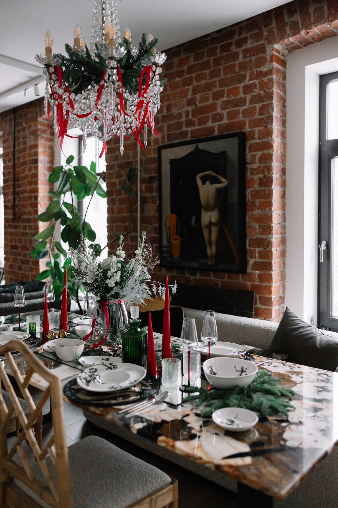 Новогодняя сервировка в квартире Павла и Марии