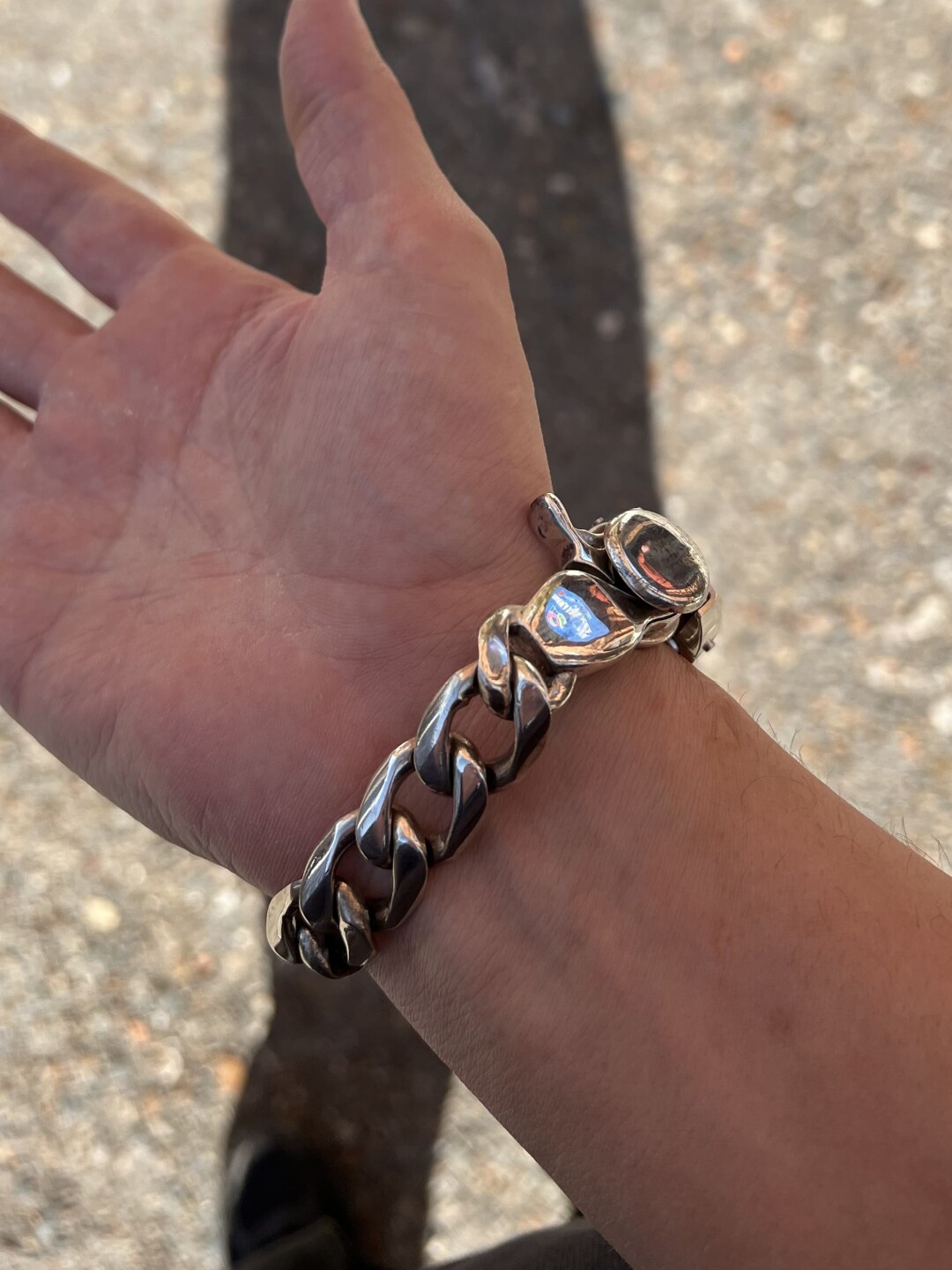 Такие часы выпустили в ограниченном количестве – меньше ста экземпляров