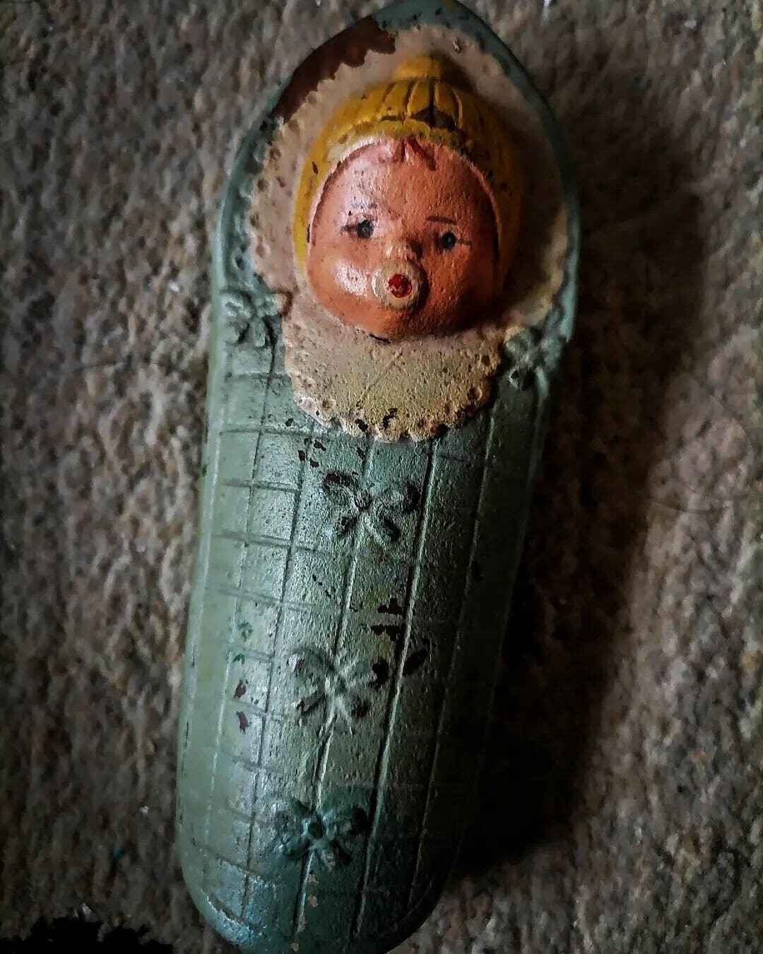 По словам Кристины, коллекция пополняется с помощью неравнодушных людей