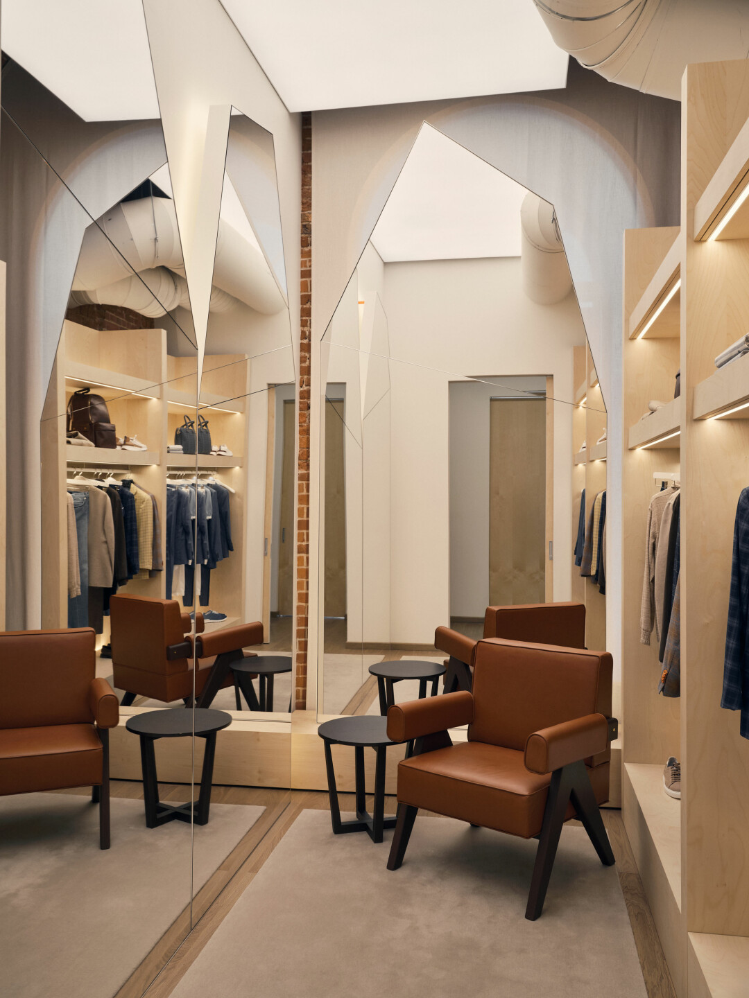 Мультибрендовый бутик VipAvenue, ул. Миллионная, 5