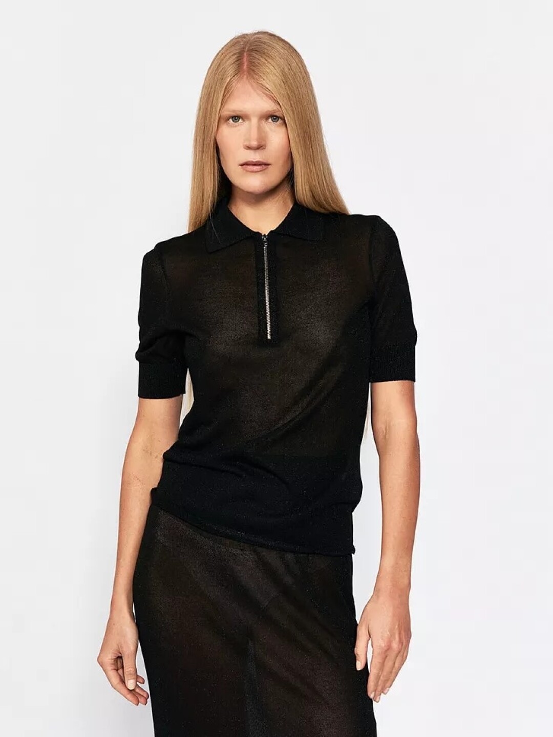 Поло Free Age, 27 000 руб.