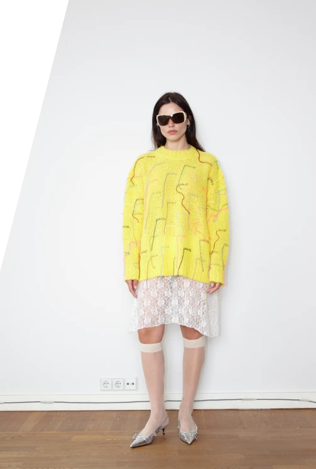 Свитер Ugly Sweater Club, 19 800 руб.