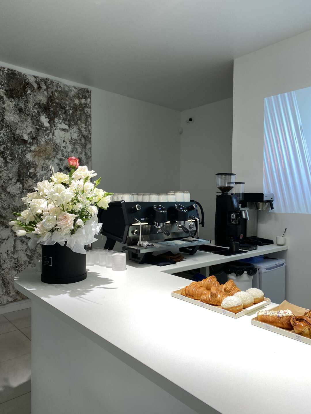 Бутик-кафе Caviar, Пионерская, 1