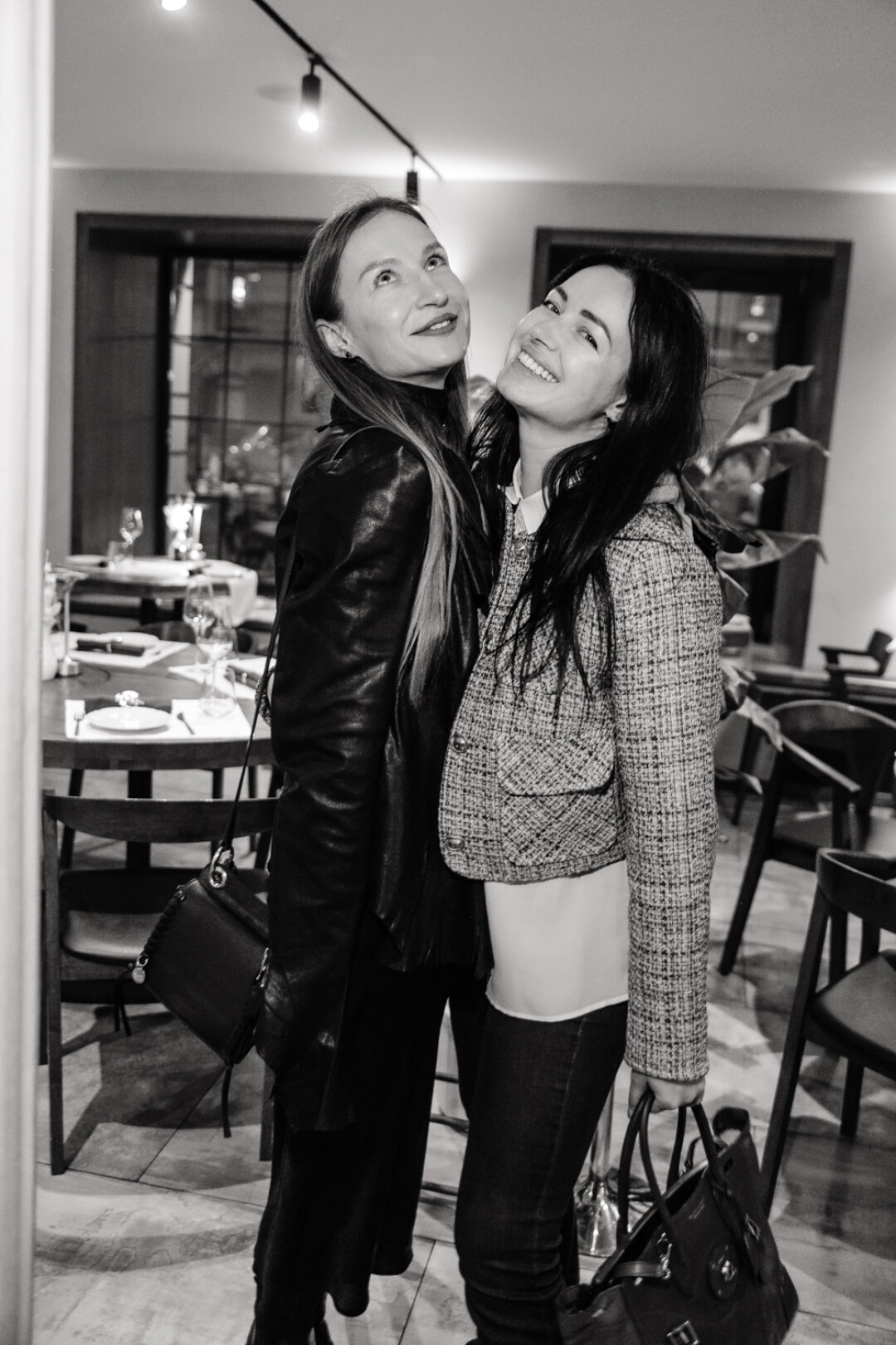 Алена Зобова и Елена Буртасова