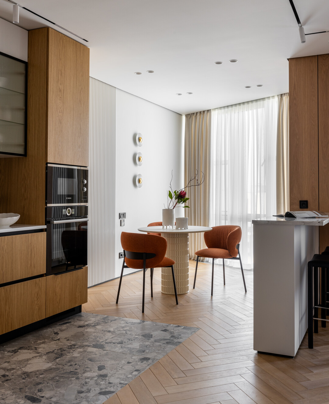 Текстиль, шторы и подушки – от Magic Uyut