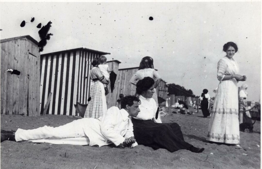 Мейерхольд на пляже в Териоках, 1912 год