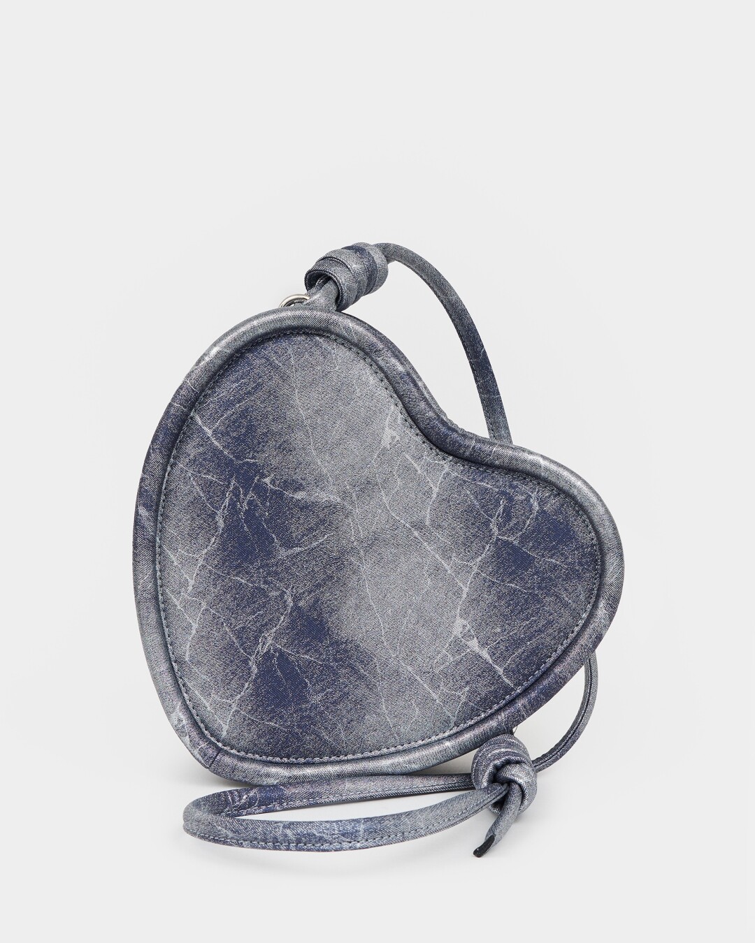 Arny Praht, 9 900 руб.