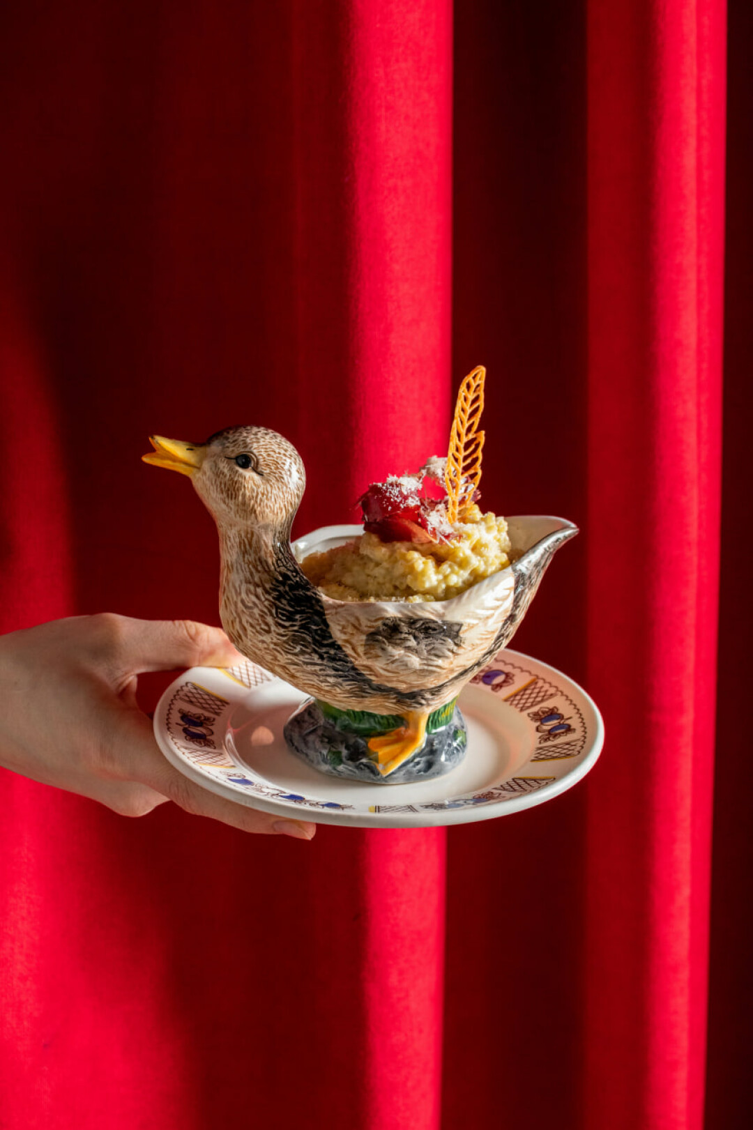 Пшенная каша на сливках с павловской уткой и городецким сыром («Самовар да утки»)