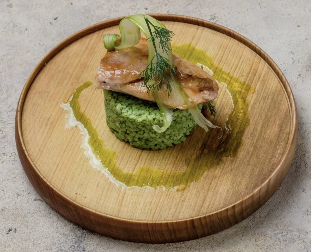 Филе нижегородского сома с солеными павловскими лимонами («Кафе 38»)