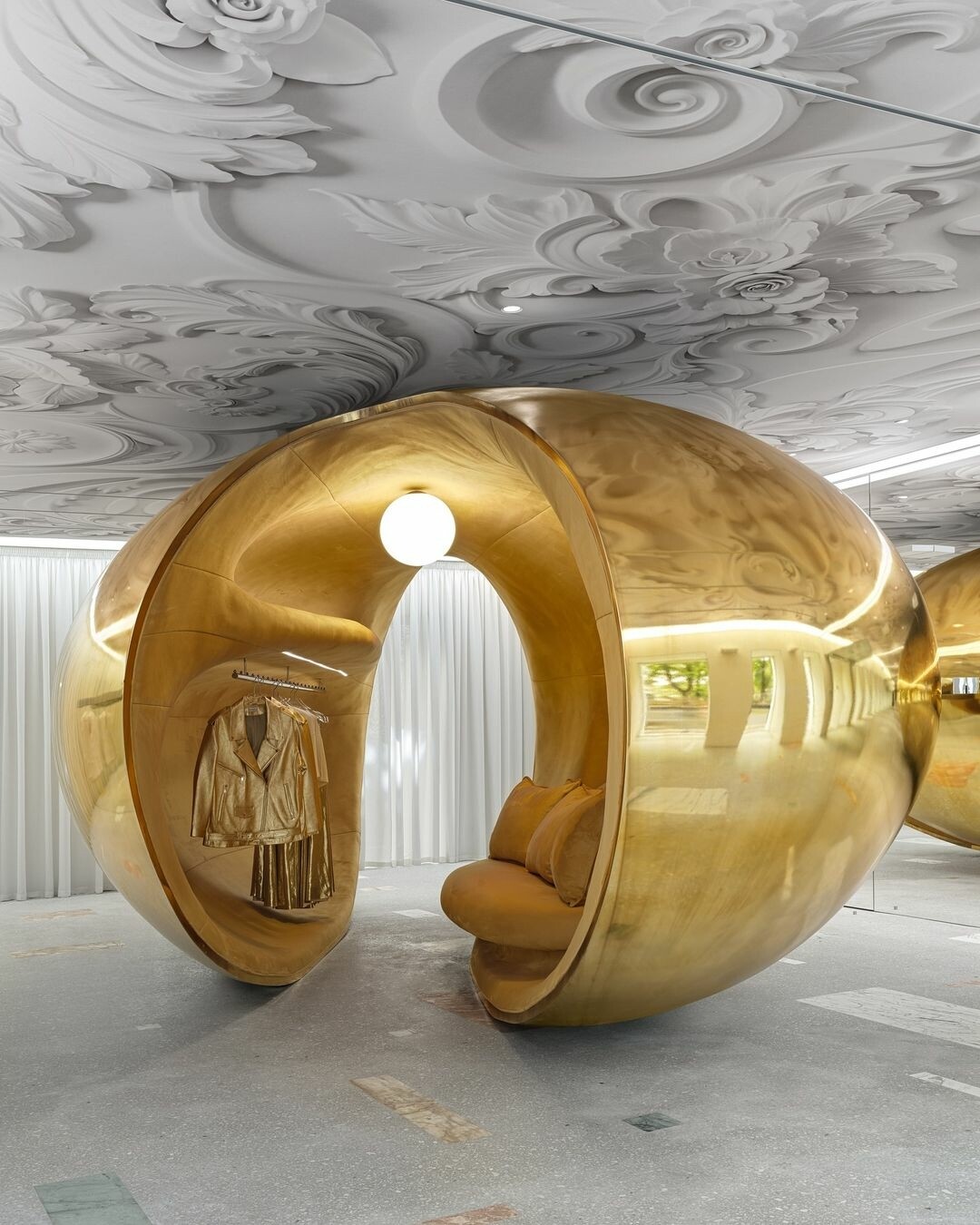 Бутик Choux в Москве с золотым бобом