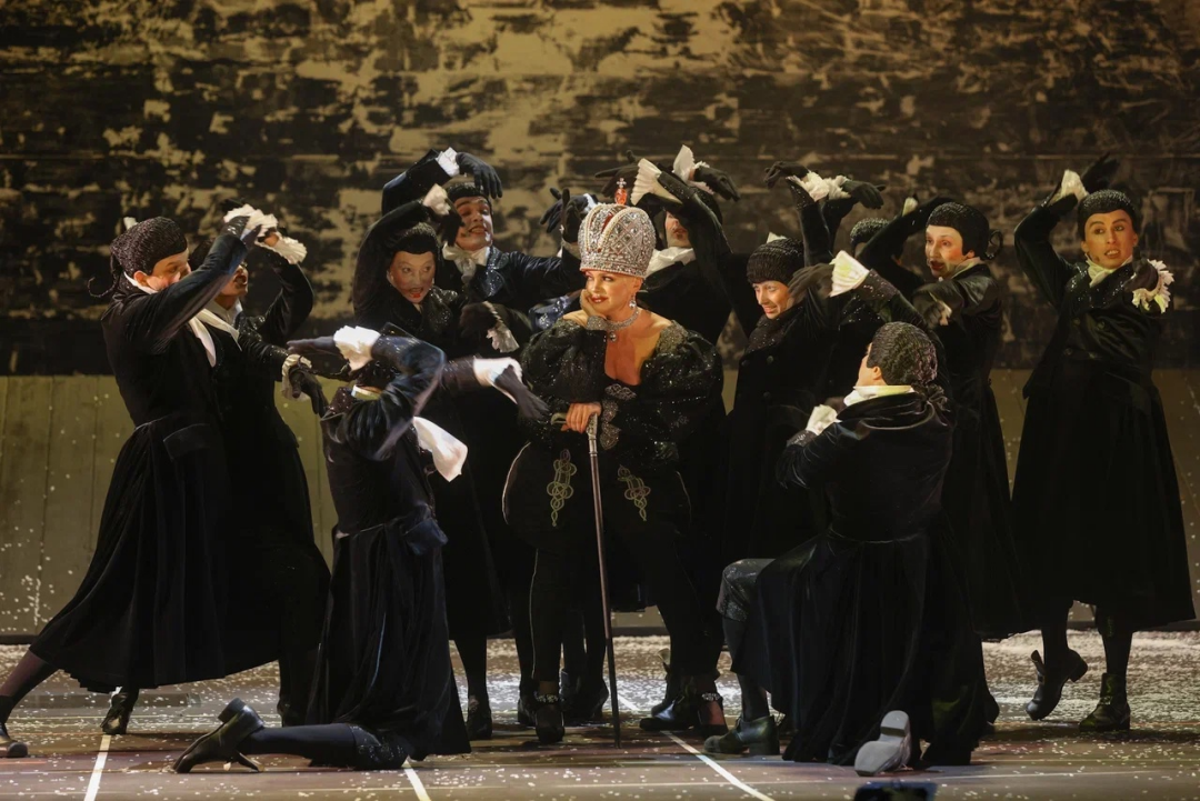 Спектакль «Орел и ворон»