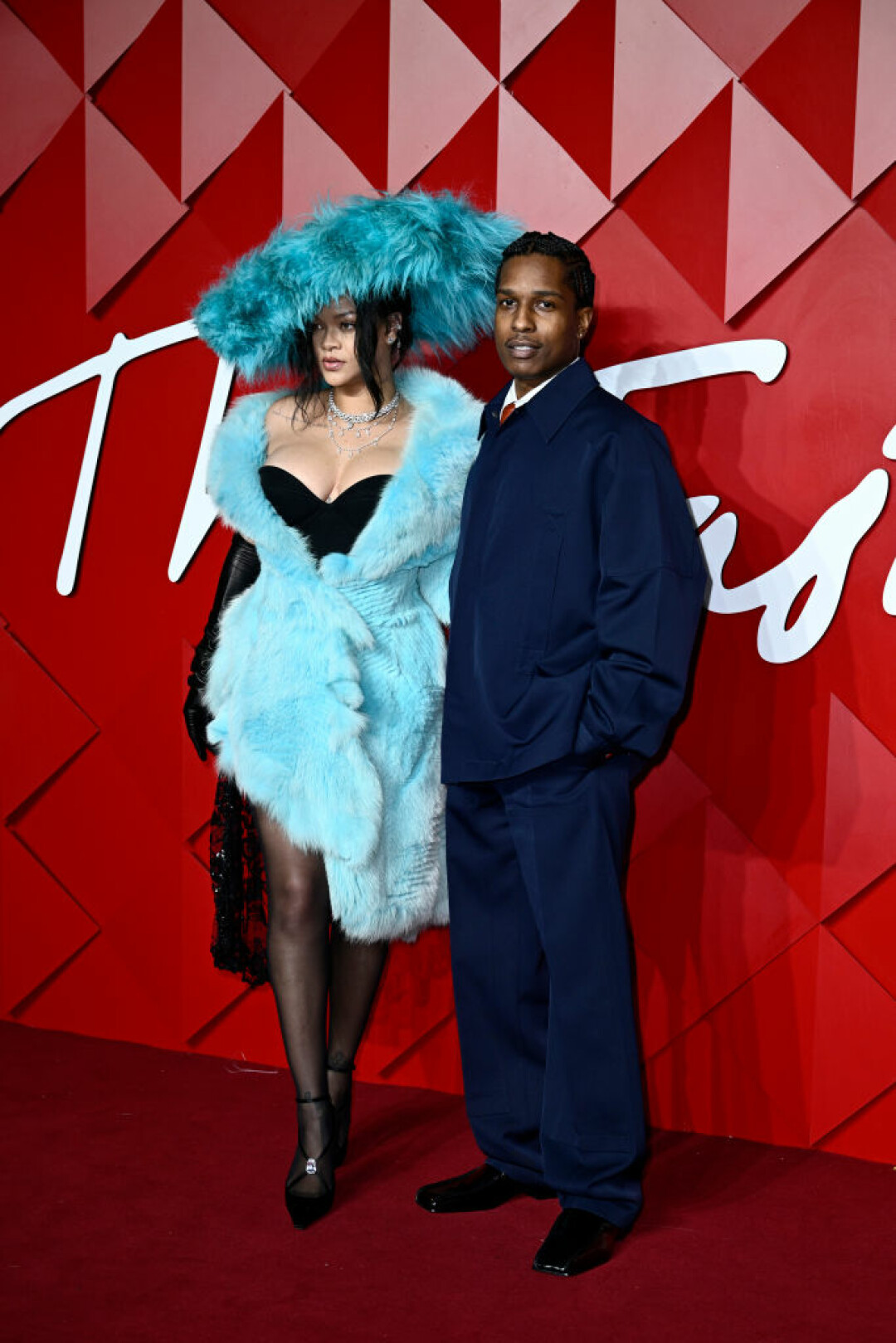Рианна в архивном Christian Lacroix FW'02 и A$AP Rocky в Bottega Veneta