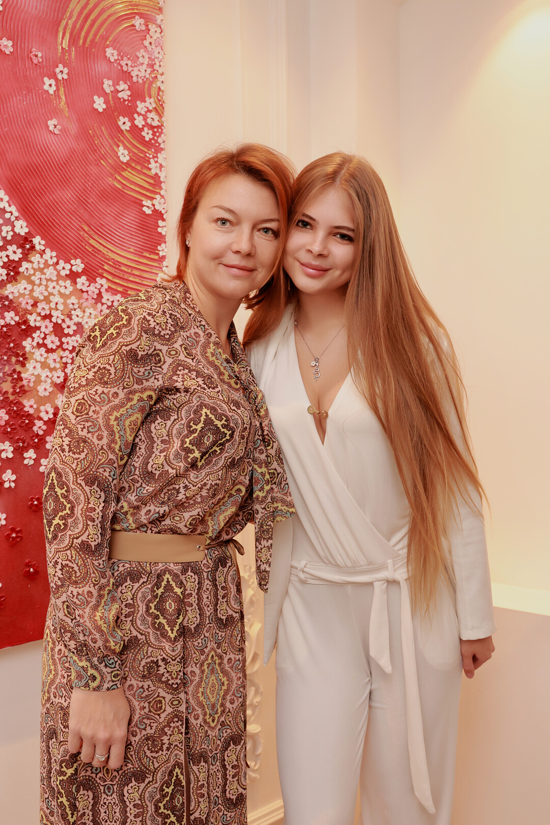 Вера и Эвелина Лютовы