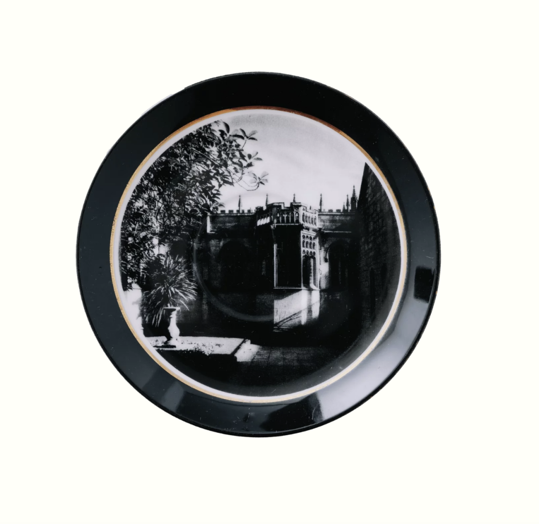 Тарелка y.object, 5 000 руб.