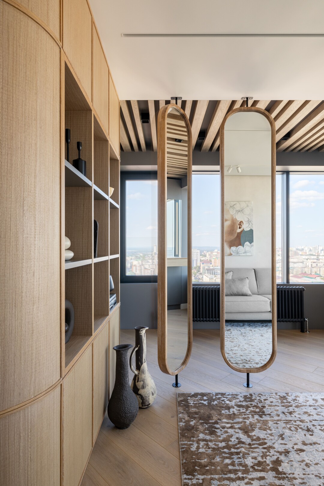 Корпусную мебель изготовило мебельное бюро Дениса Хусниева