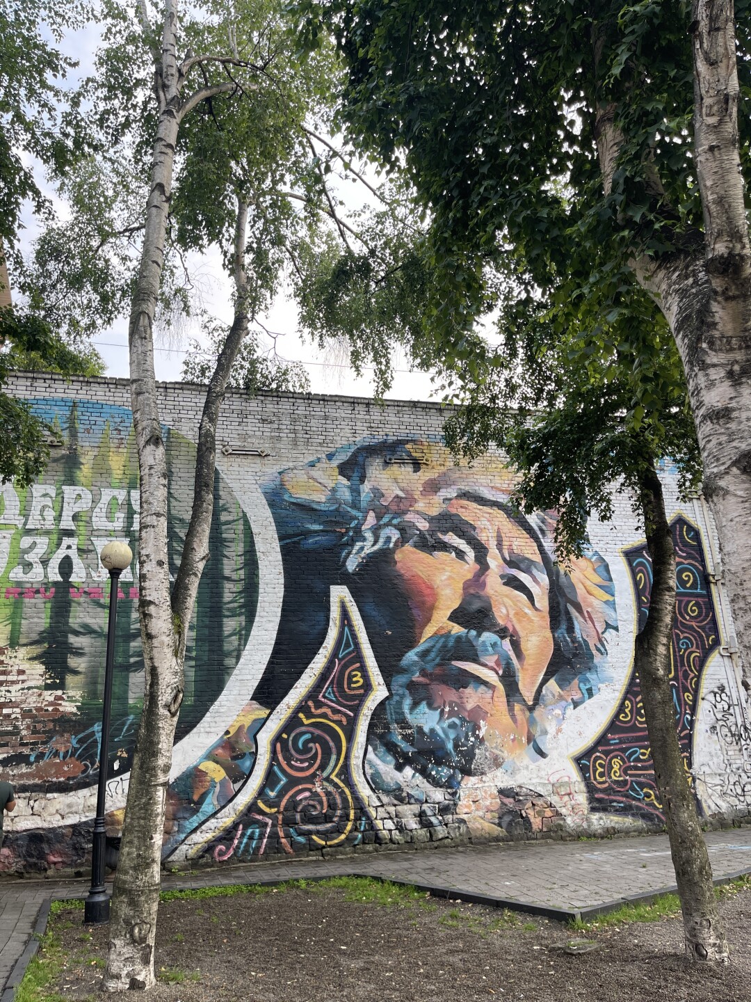 Стрит-арт на улицах Владивостока