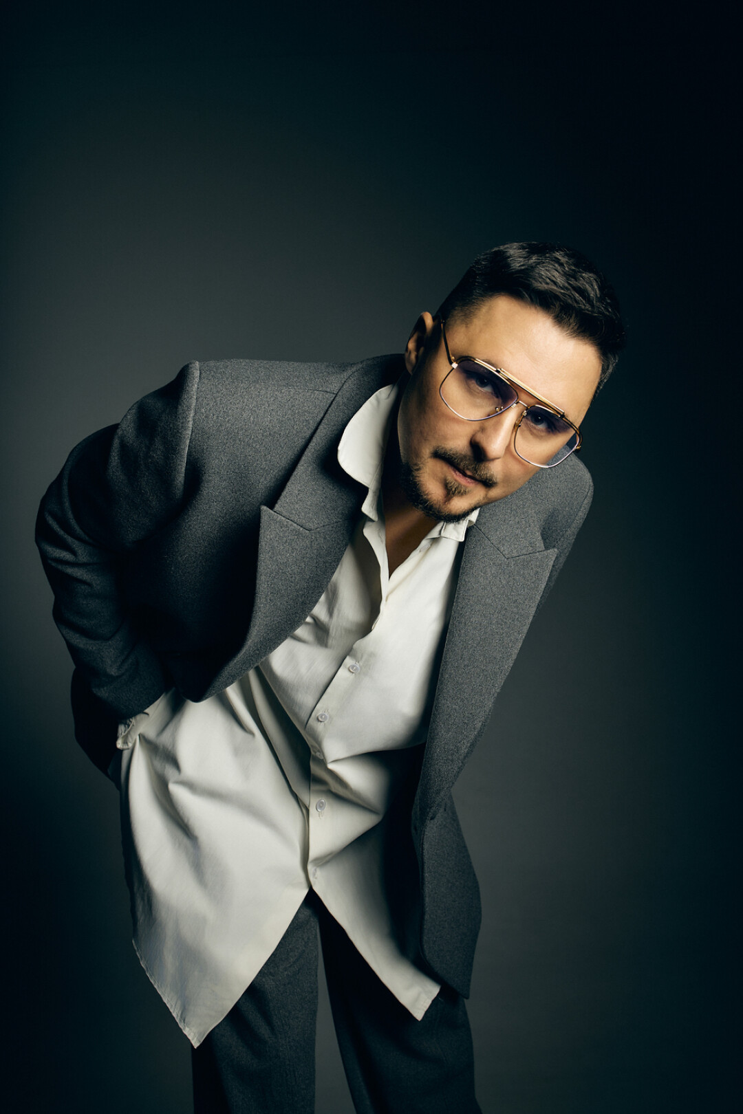 На Стасе: рубашка YOURANTIHERO