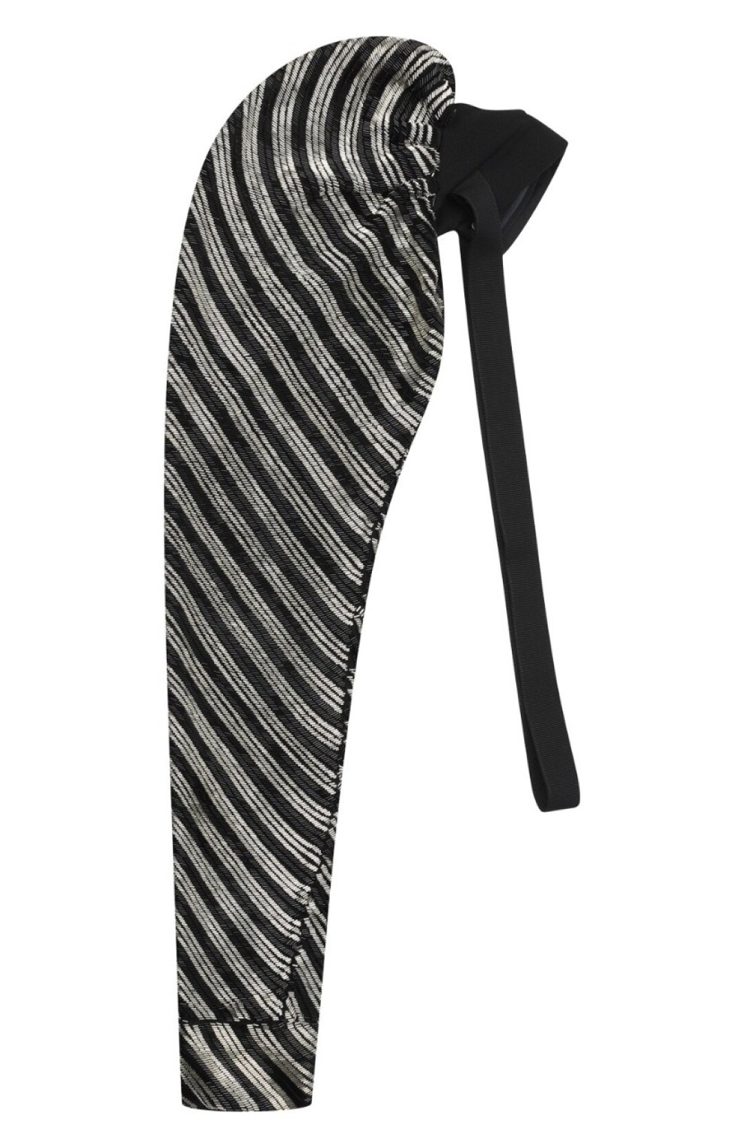 Рукав Saint Laurent, TSUM Collect, 120 000 руб.