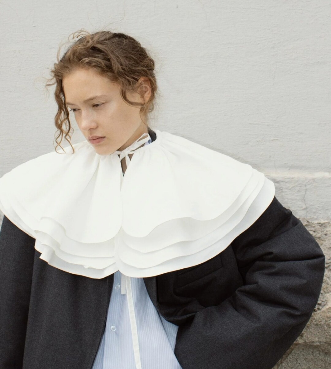 Воротник Your Antihero, 10 800 руб.