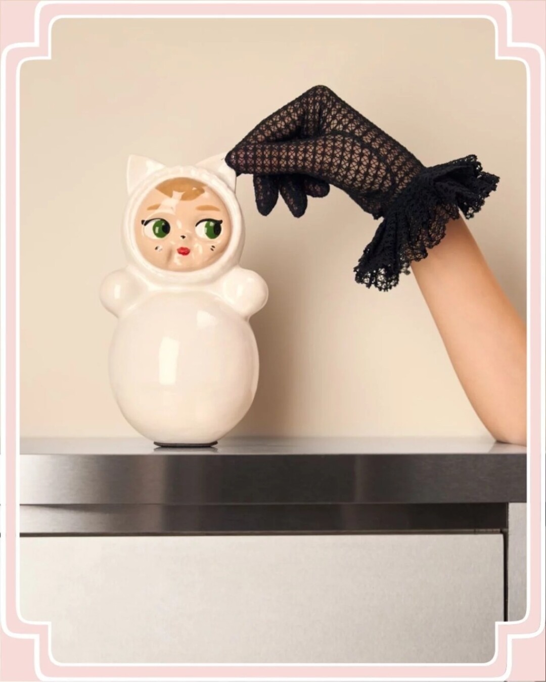 Перчатки Meowshka, 68 900 руб.