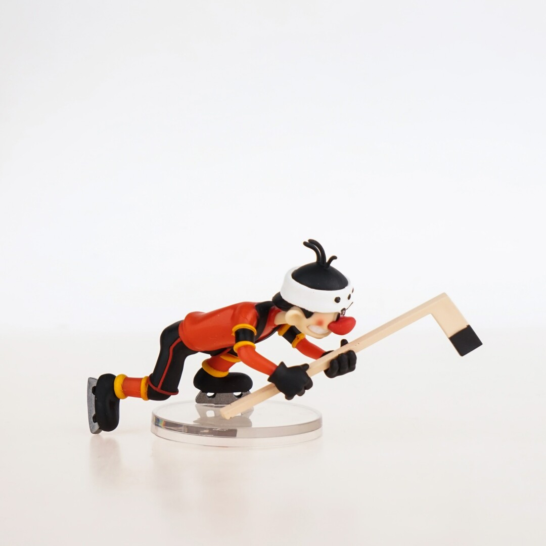 Минутка ностальгии от Prosto Toys — хоккеист из мультфильма «Шайбу! Шайбу!».