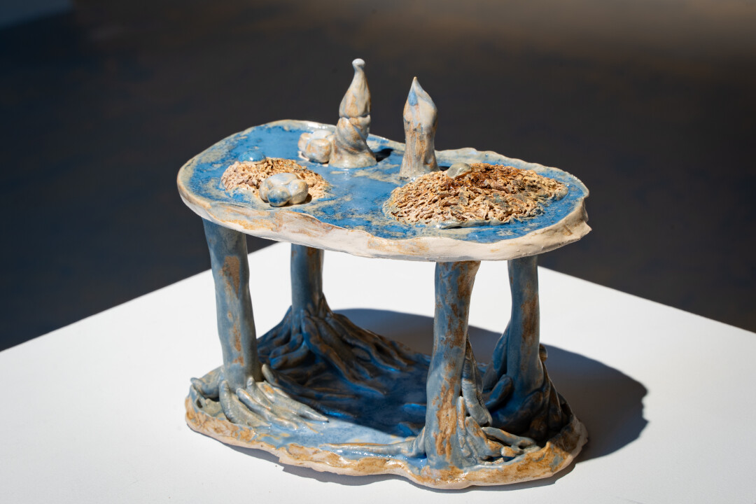 "Палаты невидимок". Керамическая инсталляция в двух частях, 2024 год