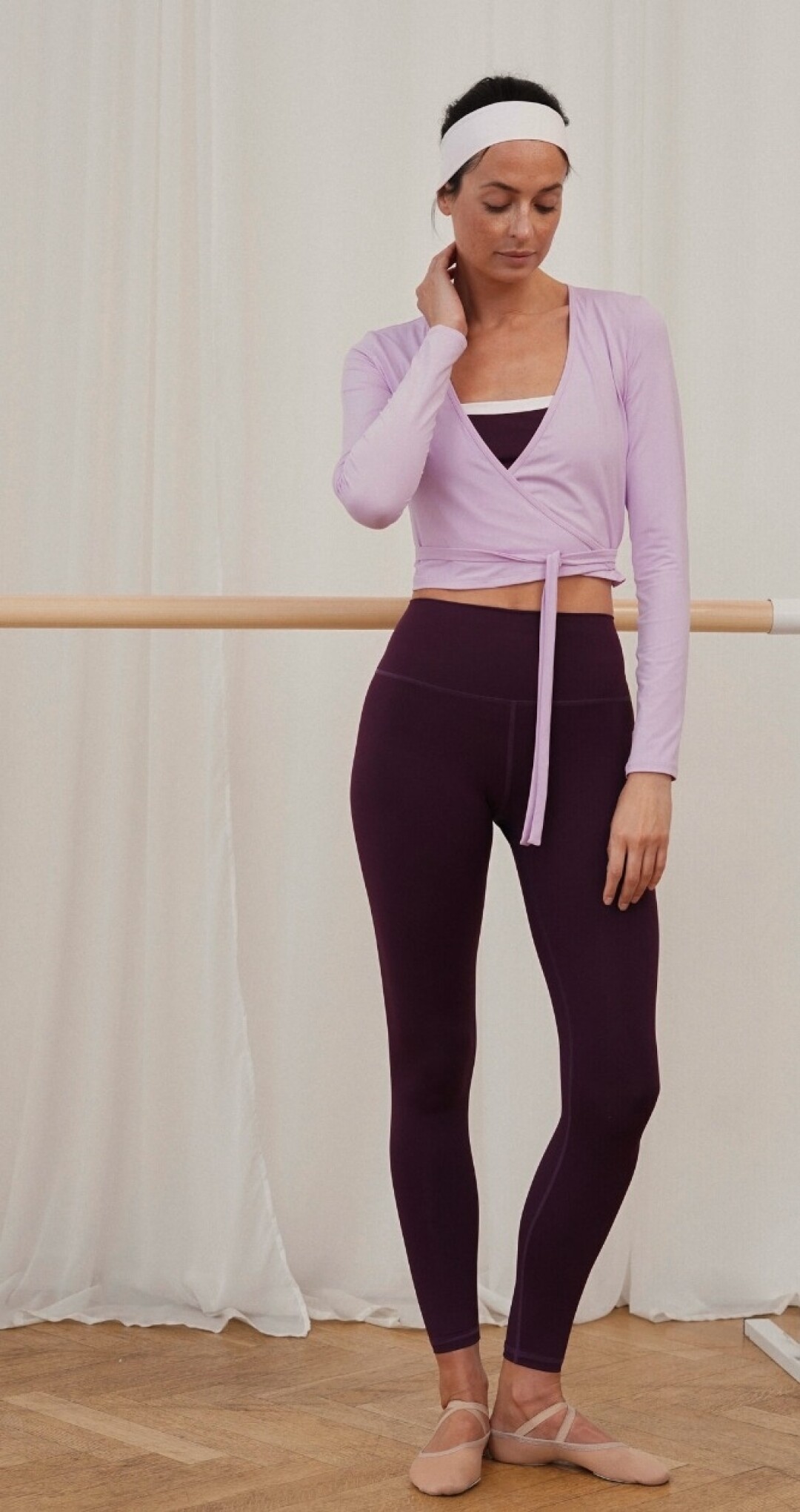 Болеро Almond Crew, 10 000 руб.