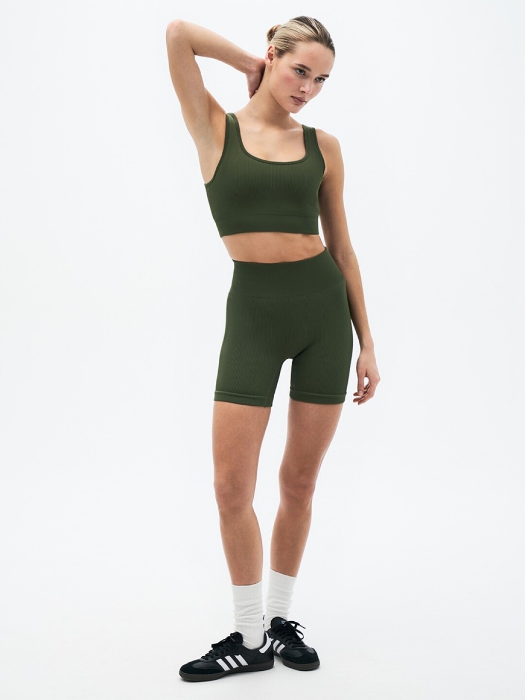 Топ Rely, 2 790 руб.