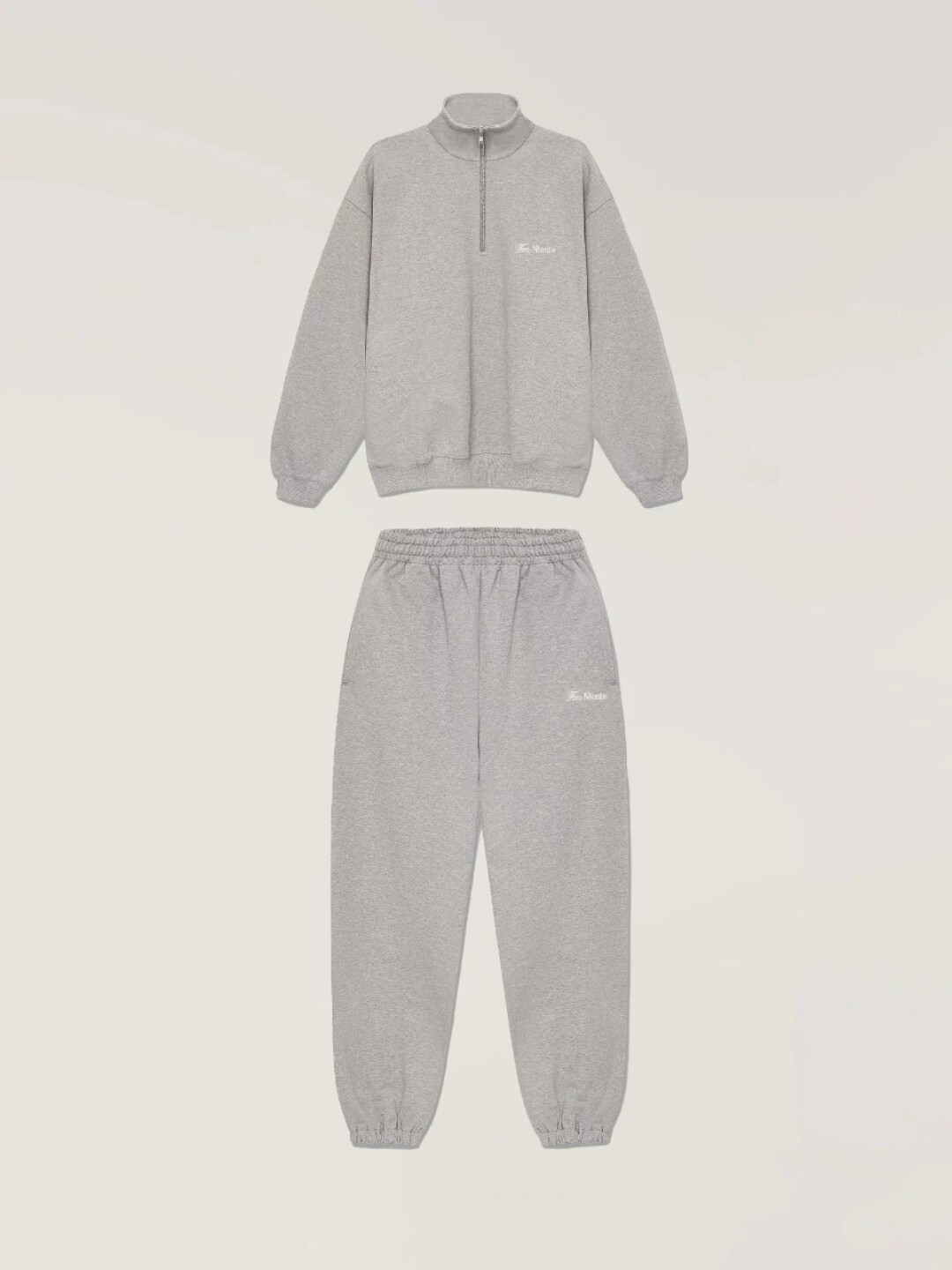 Костюм Far Niente, 24 300 руб.