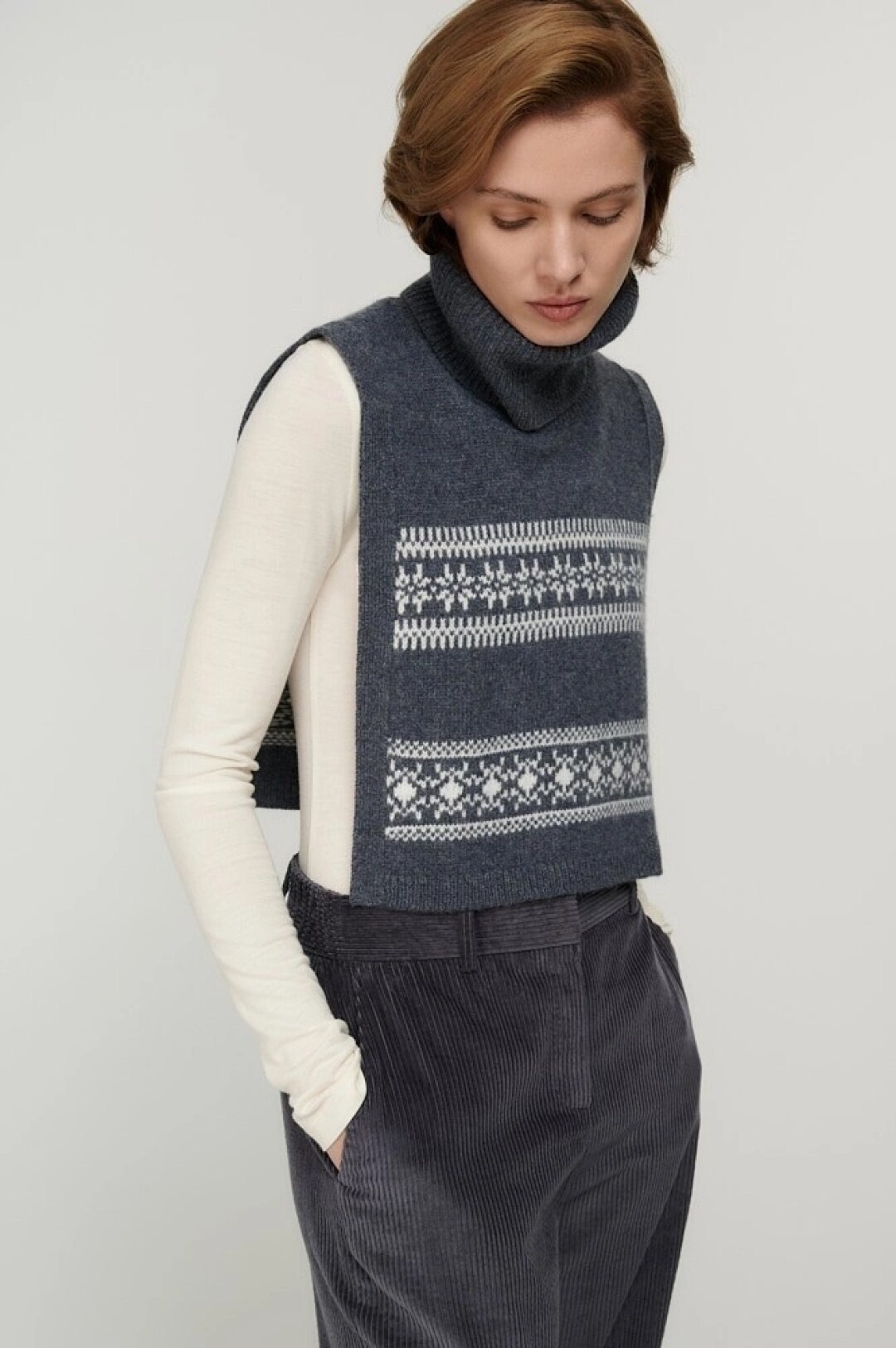 Манишка Daisyknit, 9 890 руб.