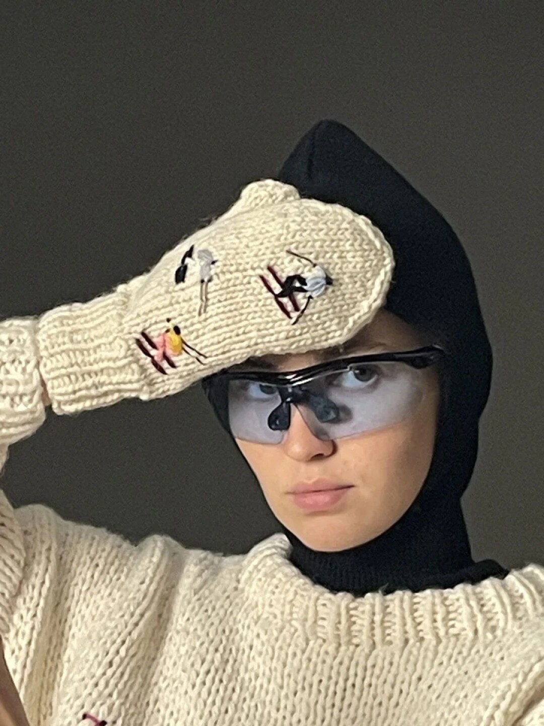 Варежки Mirstores, 6 990 руб.