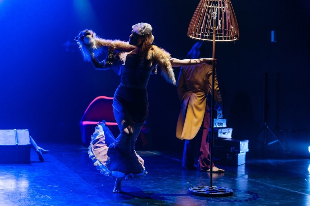 Треш-балет Welcome to the Hotel California