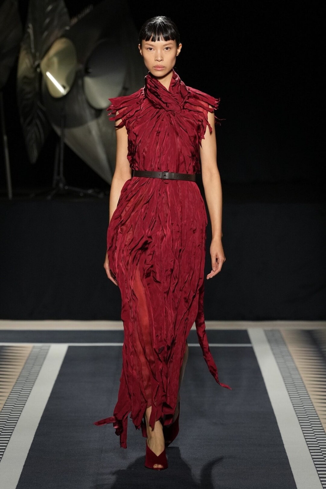 Все внимание на туфли peep-toe, которым пророчат звание it-обуви от Lanvin