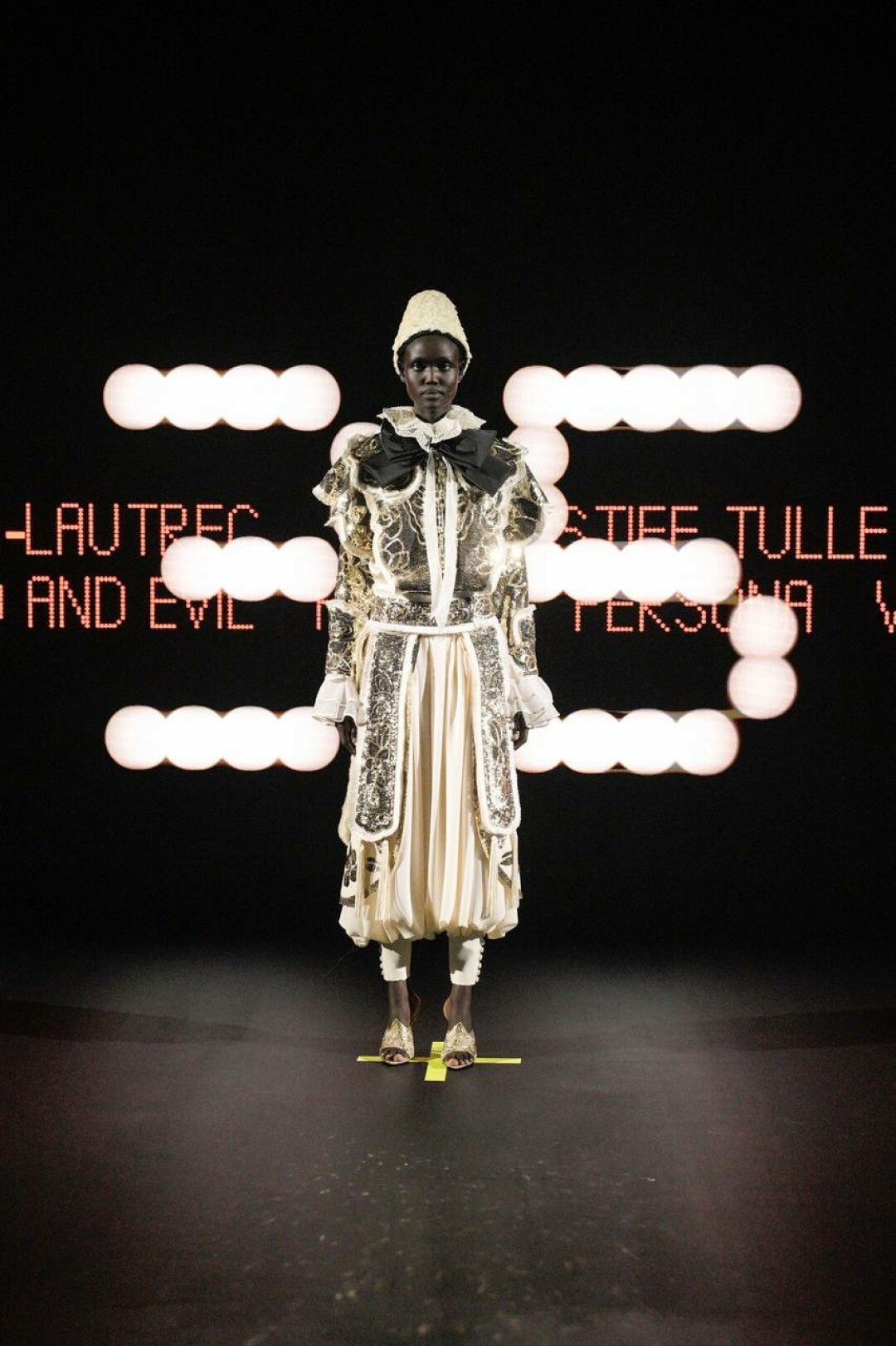 Или турецкой феской