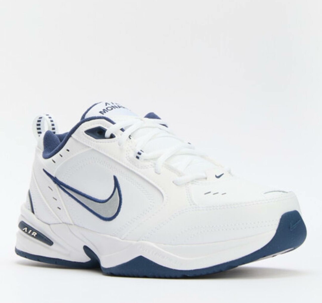 Кроссовки Nike