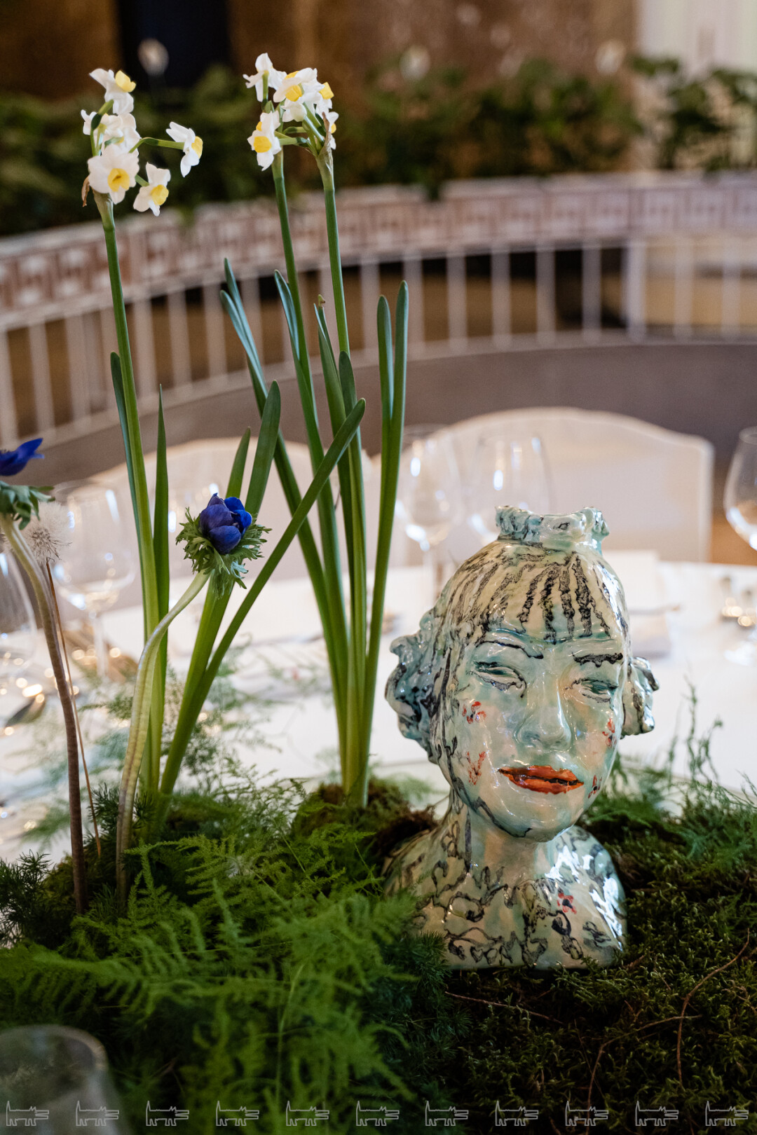 Скульптура Элизабет де Треал де Кинси-Траугот и флористическая композиция Максима Лангуева