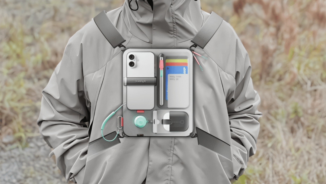 Проектная школа Smart Case, I место. Дизайн чехла телефона. Проект Фёдора Цветкова (СПГХПА)