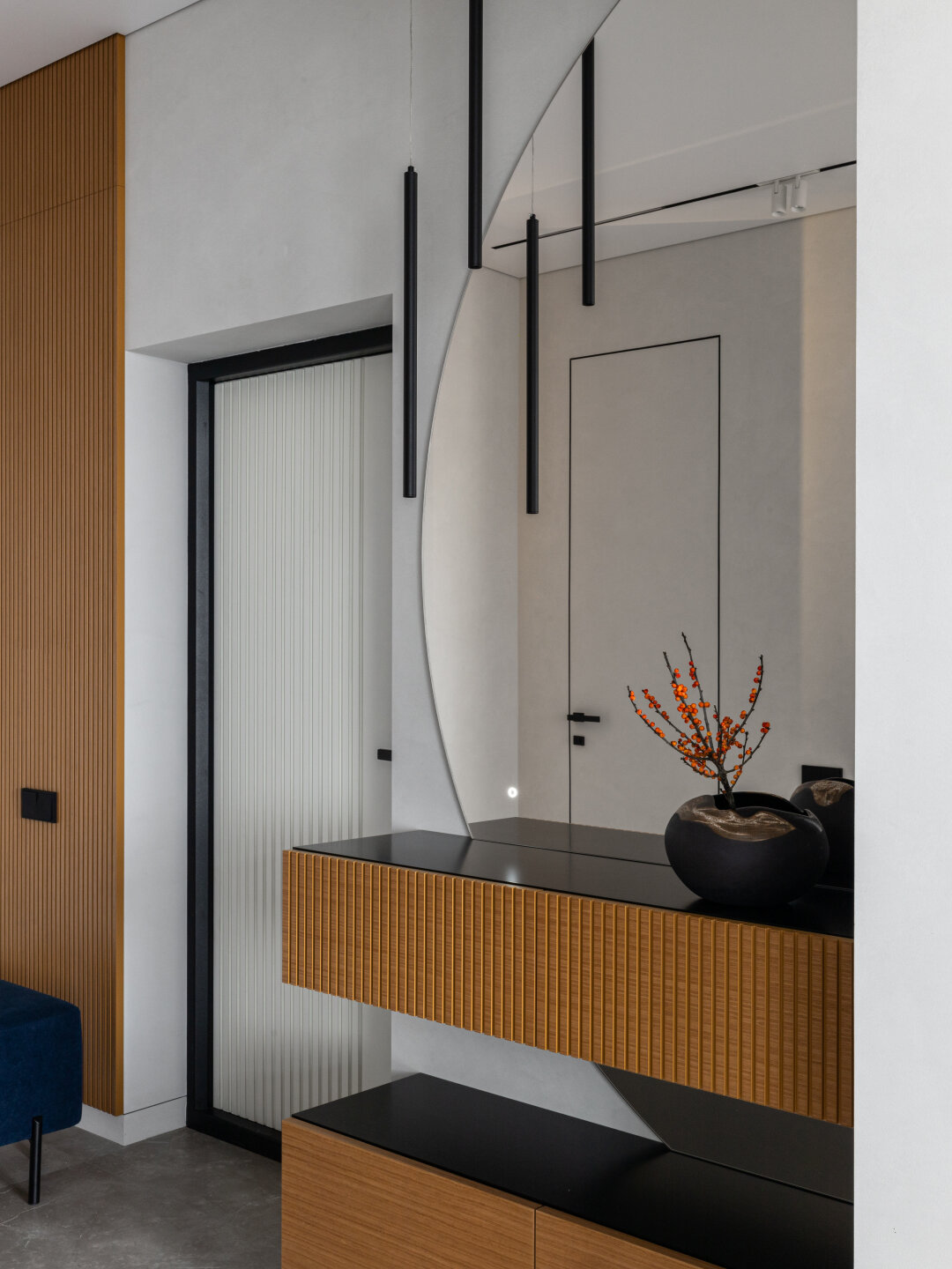 Входная дверь Portalle и межкомнатные двери от Planeta Doors