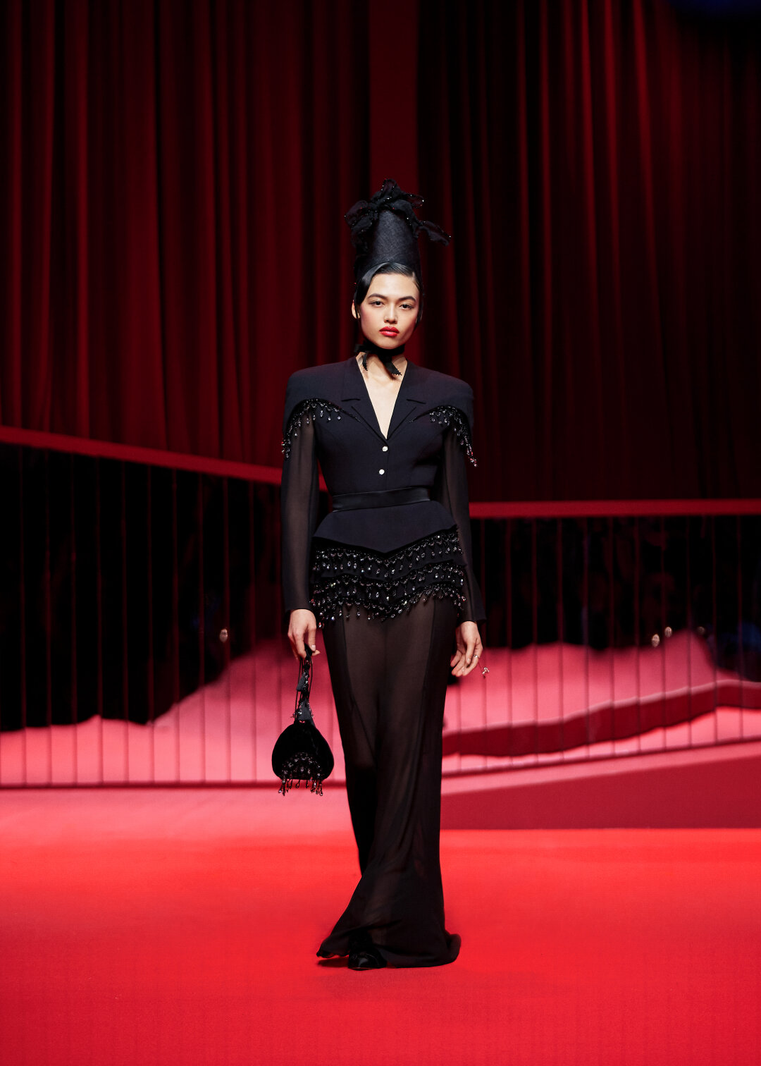 Показ Ulyana Sergeenko Haute Couture