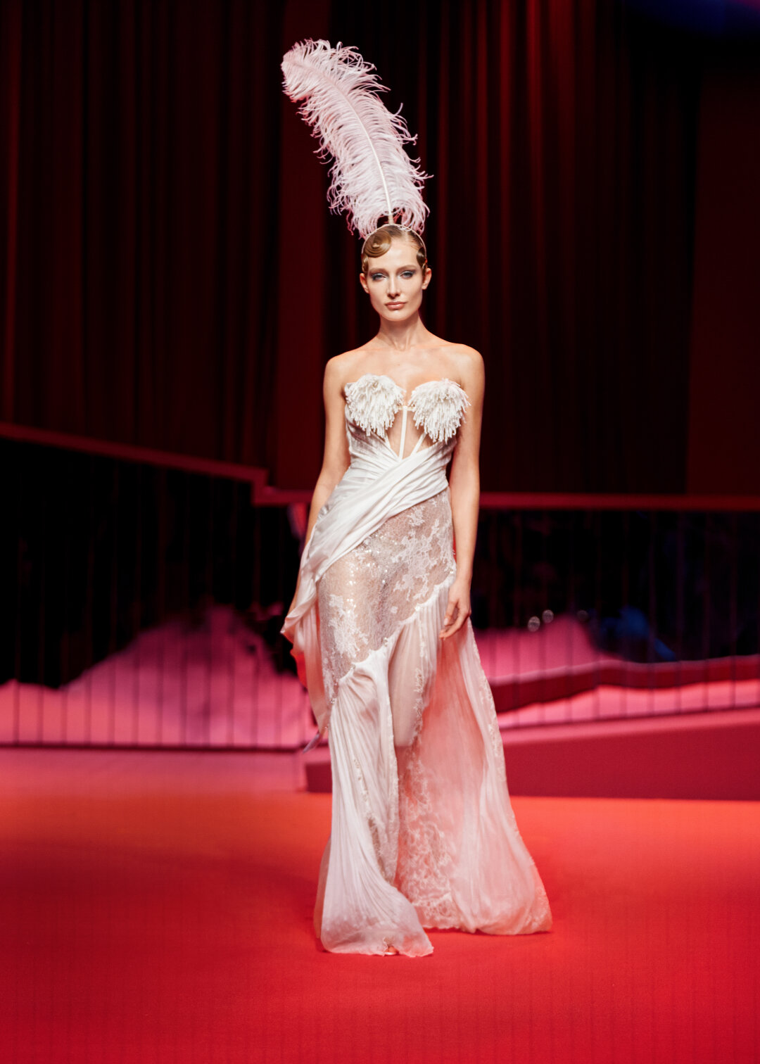 Показ Ulyana Sergeenko Haute Couture