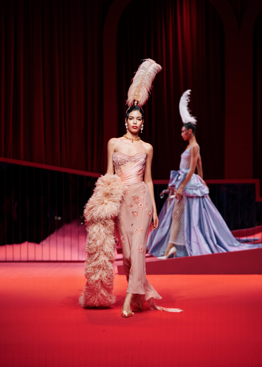 Показ Ulyana Sergeenko Haute Couture