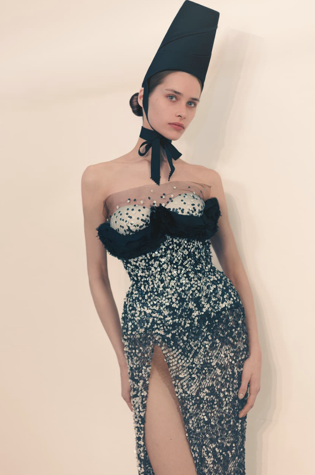 Бэкстейдж показа Ulyana Sergeenko Haute Couture